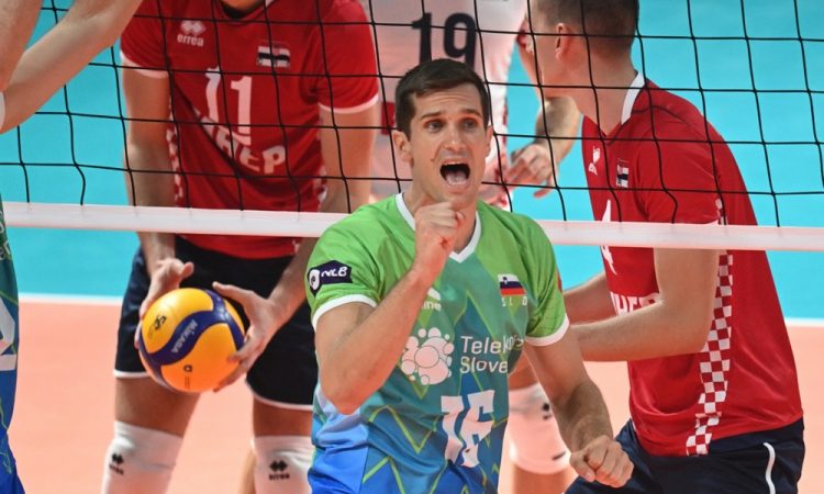 Slovenci nadigrali Hrvate za prvo mesto v skupini