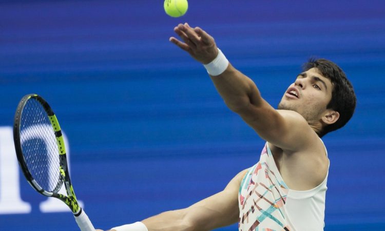 Alcaraz in Sabalenka gladko v četrtfinale, stop za Pegulo in Jabeur