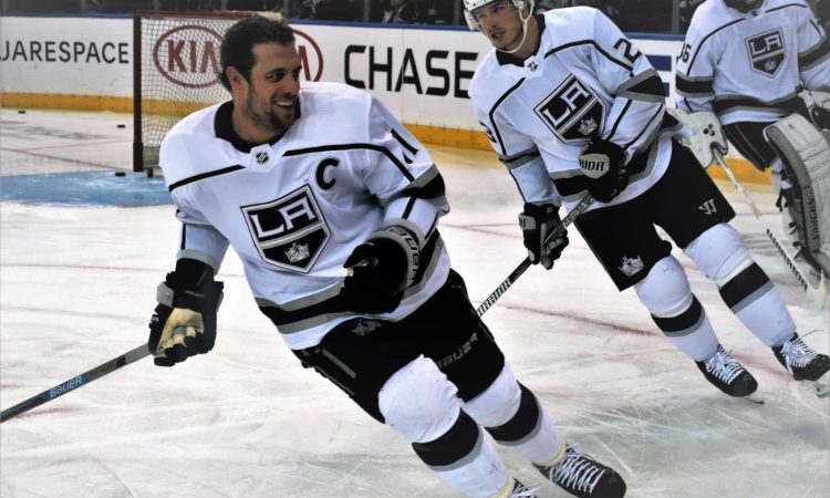 Kopitar z zadetkom pomagal kraljem do zmage