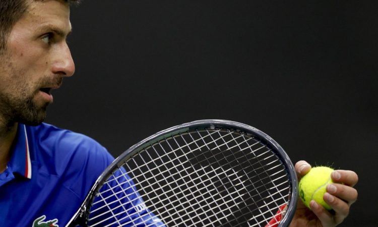 Med deseterico lestvice ATP dve spremembi, Rola 446.