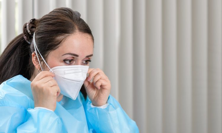 V Mariboru omejli obiske na dveh klinikah