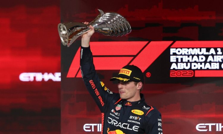 Verstappen sezono prevlade potrdil še z zmago v Abu Dabiju