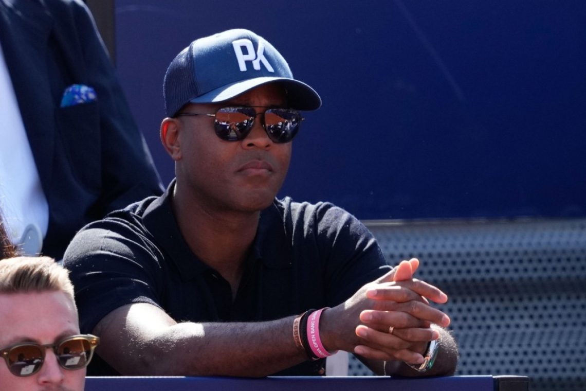 Patrick Kluivert izgubil trenersko delo v Adani