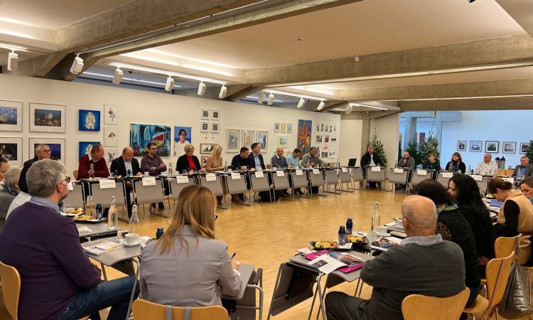 S predstavniki invalidskih društev, zvez in organizacij, ki delajo za invalide, do še bolj prijaznega Velenja