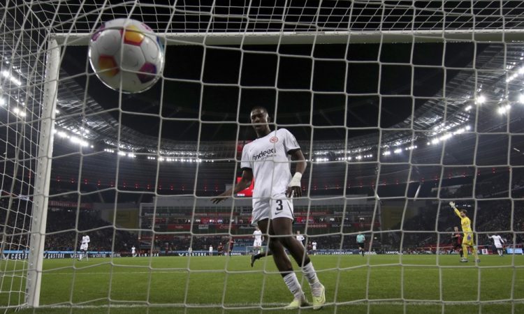 Bayer in Bayern nadaljujeta mrtvi tek