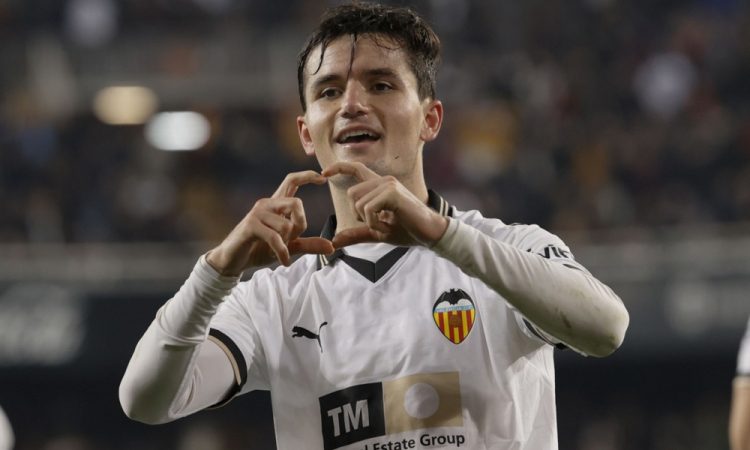 Barcelona zgolj remizirala v Valencii
