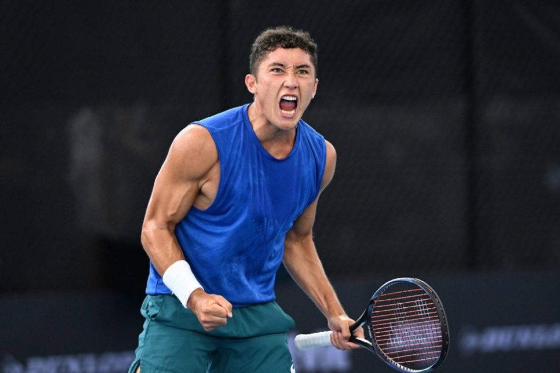 Teniški dvoboj McCabe - Thiem v Brisbanu prekinila kača