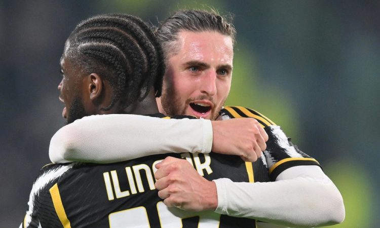 Juventus doma ugnal Romo, na čelu ostaja Inter