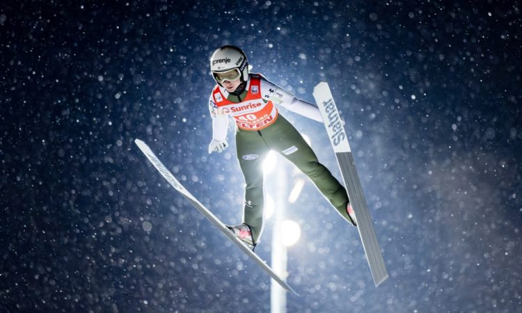 Nika Prevc s petim mestom v Oberstdorfu osvojila novoletno turnejo smučarskih skakalk