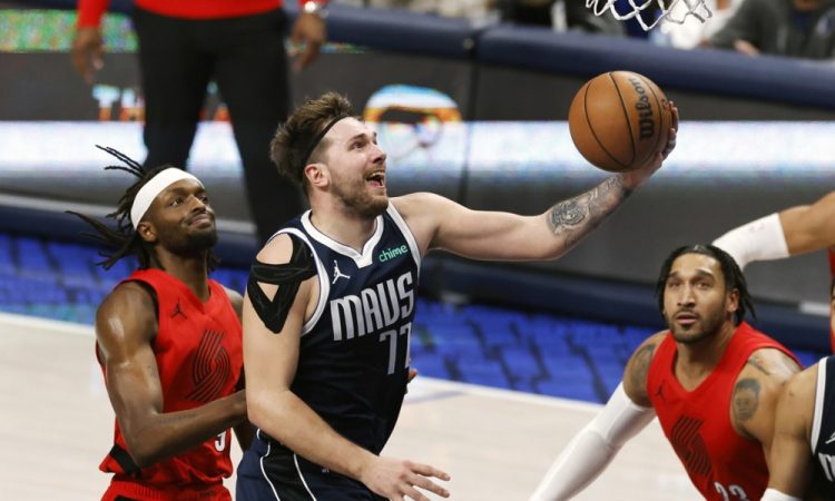 Luka Dončić sedmi z največ glasovi za All Star