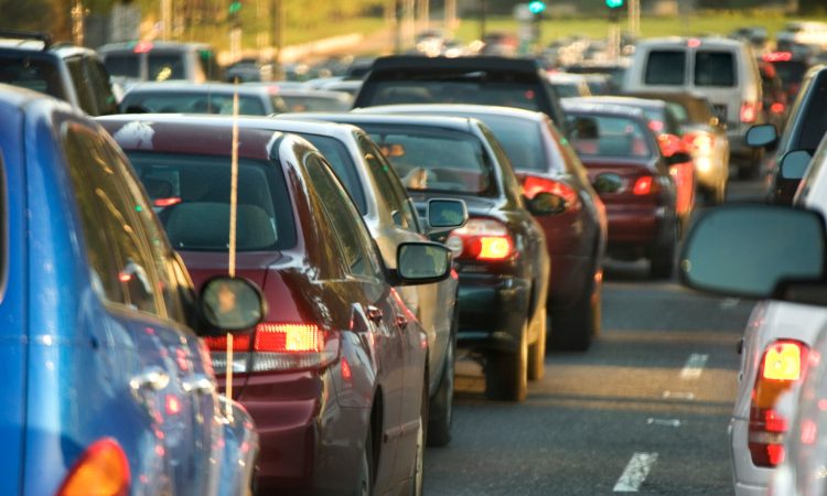 V Ljubljani ob začetku podiranja nadvoza nad Dunajsko cesto pričakovani zastoji