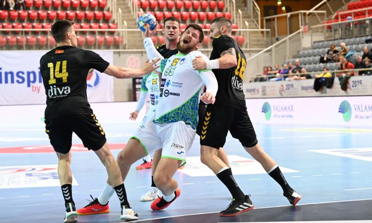 Slovenci v Poreču boljši od Črnogorcev