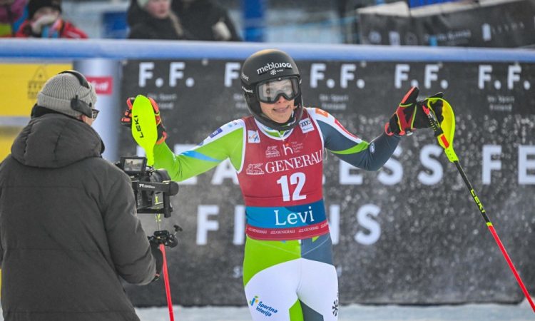 Bucik bo na slalomu napadala s številko 10
