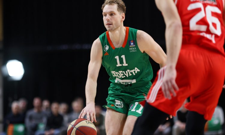 Košarkarji Cedevite Olimpije so premagali Crveno zvezdo s 96:86 