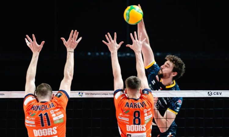 Trentino v ligi prvakov še drugič boljši od ACH Volleyja