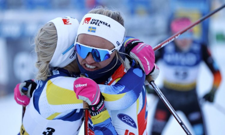 Linn Svahn in Erik Valnes najboljša v sprintu v Oberhofu