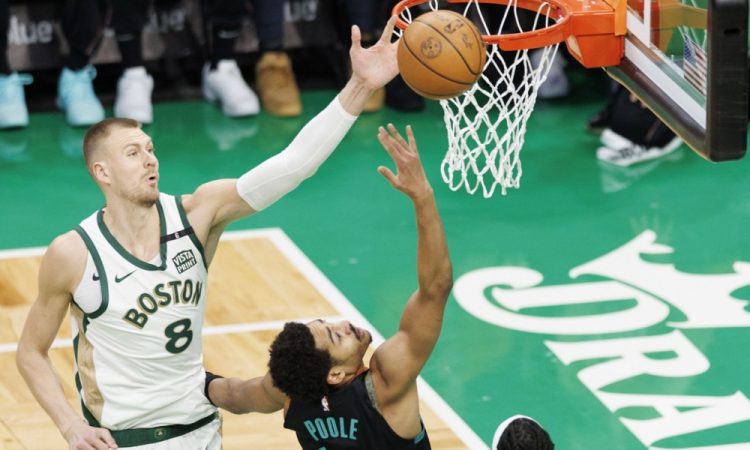 Boston do 40. zmage v sezoni, poraz prvakov