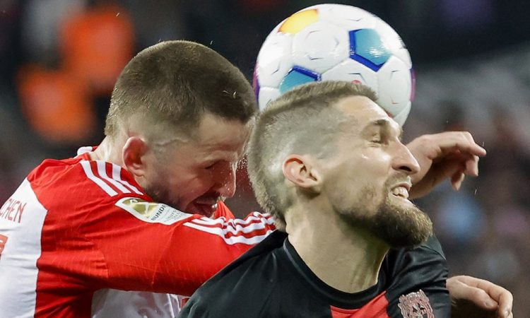 Bayer v nemškem derbiju odpihnil Bayern