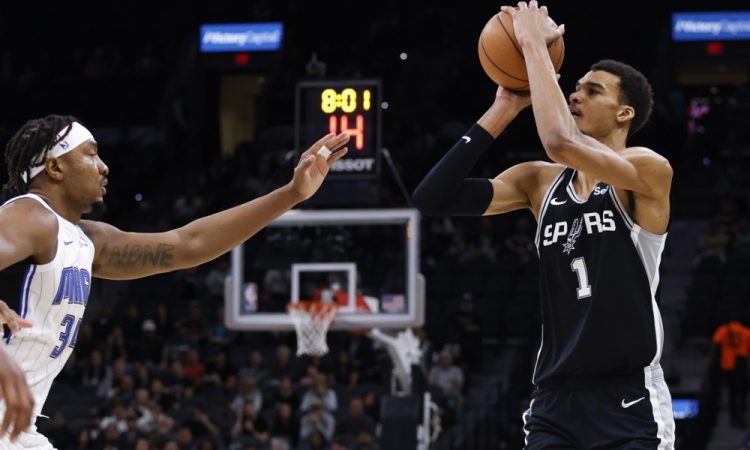 Wembanyama praznih rok v uvodnem dejanju vikenda zvezd lige NBA