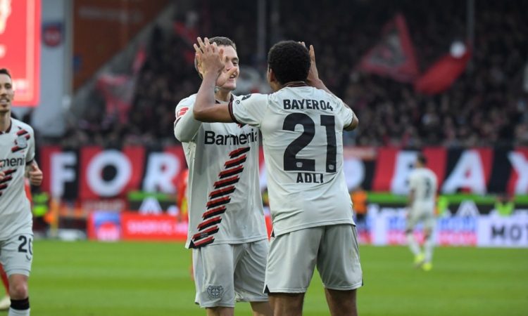 Leverkusen in Stuttgart s težavami do novih treh točk, Dortmund le z eno