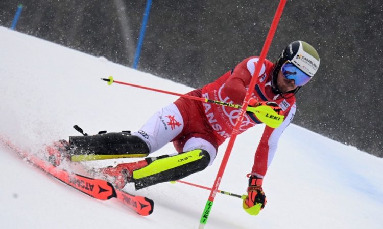 Slalom v Palisades Tahoeju Fellerju