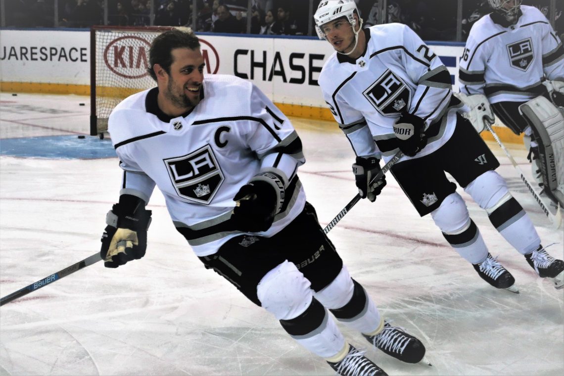Kopitar s kralji v NHL do visoke zmage nad vragi
