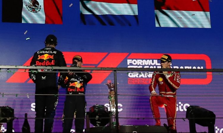 Znova dominacija Red Bulla, nova zmaga Verstappna