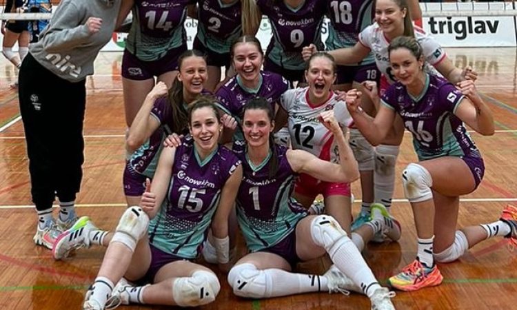 Odbojkarice Nove KBM Branika v finale pokala