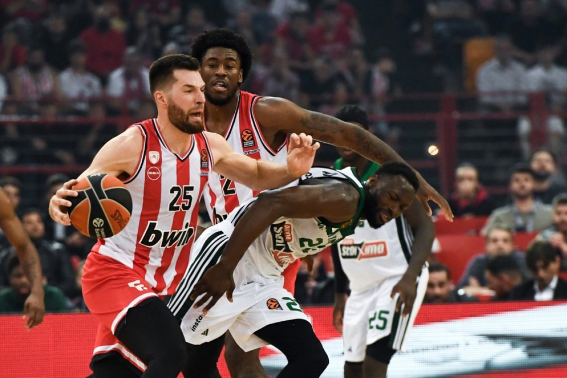 Olympiakos premagal Panathinaikos, Fenerbahče zadel 24 trojk