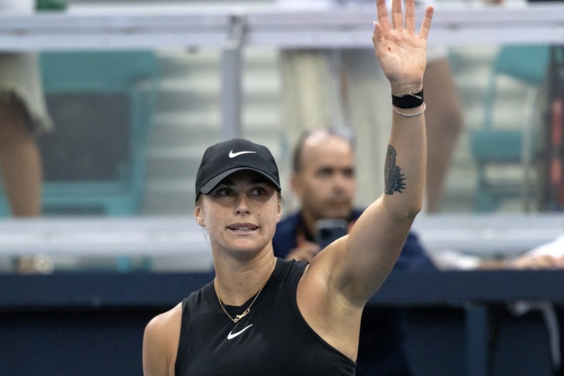 Sabalenka nekaj dni po smrti nekdanjega partnerja do zmage