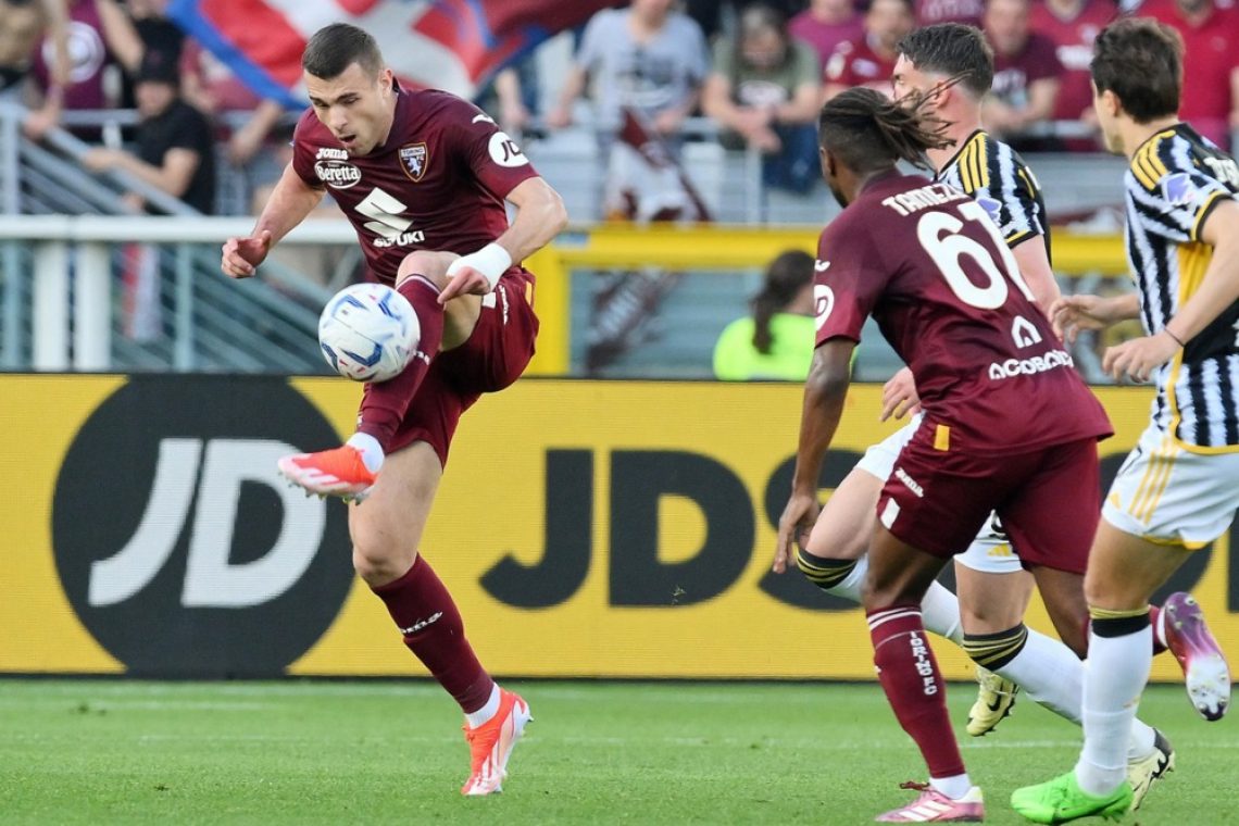 Juventus remiziral s Torinom