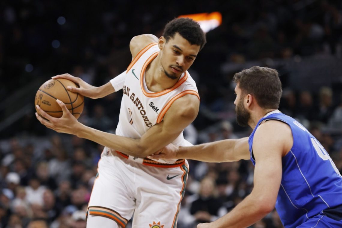 Victor Wembanyama novinec leta lige NBA