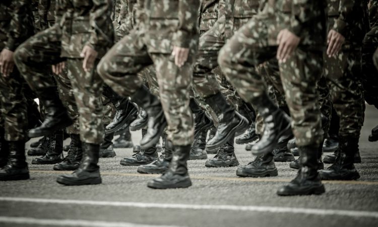 Ob dnevu Slovenske vojske bodo priznanja prejeli najbolj zaslužni pripadniki kranjske vojašnice