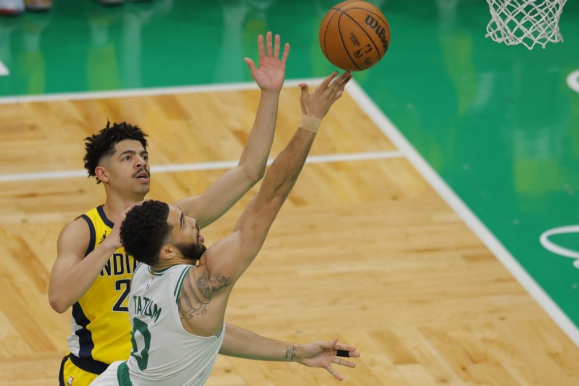 Boston z zmago po podaljšku povedel proti Indiani