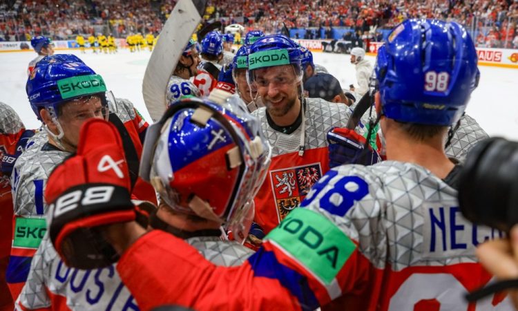 Čehi po 14 letih spet v finalu hokejskega SP