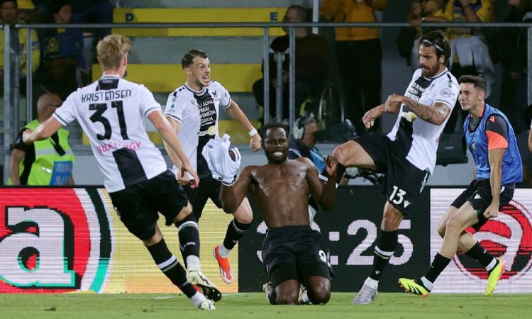 Udinese po zmagi proti Frosinoneju ostal med italijansko elito