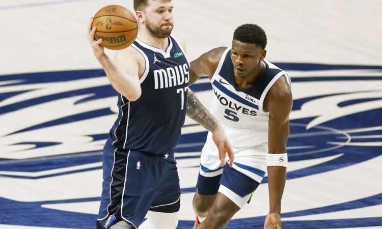 Dallas kljub trojnemu dvojčku Dončića na četrti tekmi prekratek proti Minnesoti 