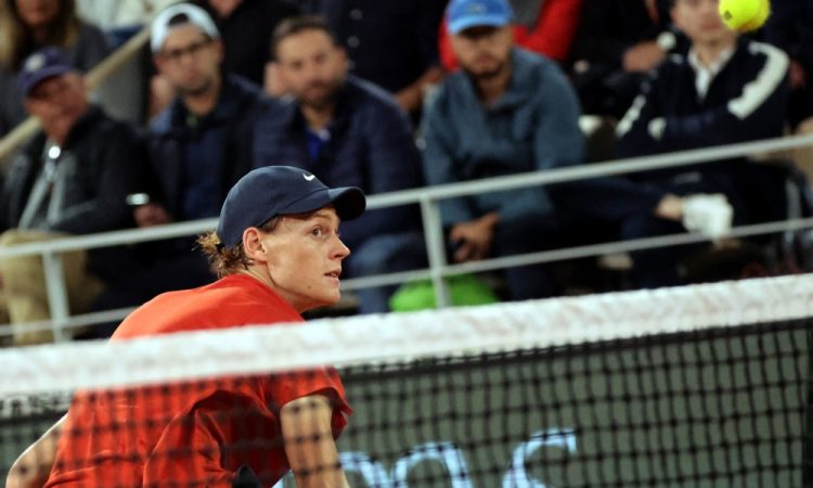 Sinner naprej, Wawrinka in Gasquet odigrala zadnji pariški dvoboj