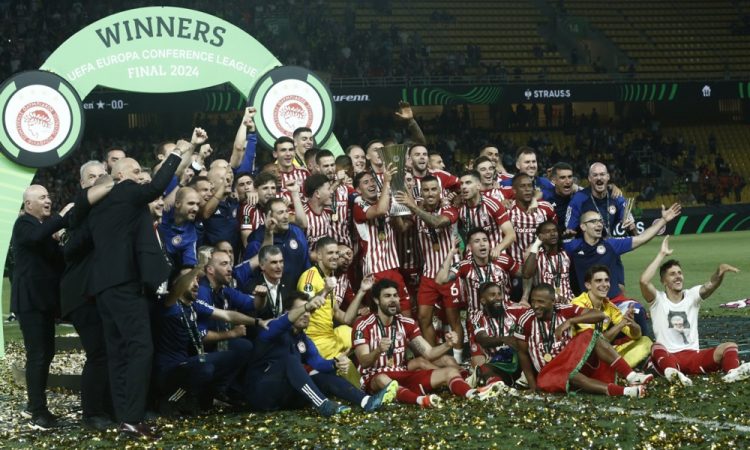 Olympiacosu konferenčna liga