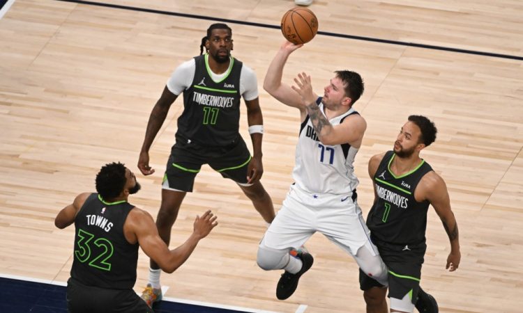 Dončićev Dallas po visoki zmagi proti Minnesoti v finalu lige NBA