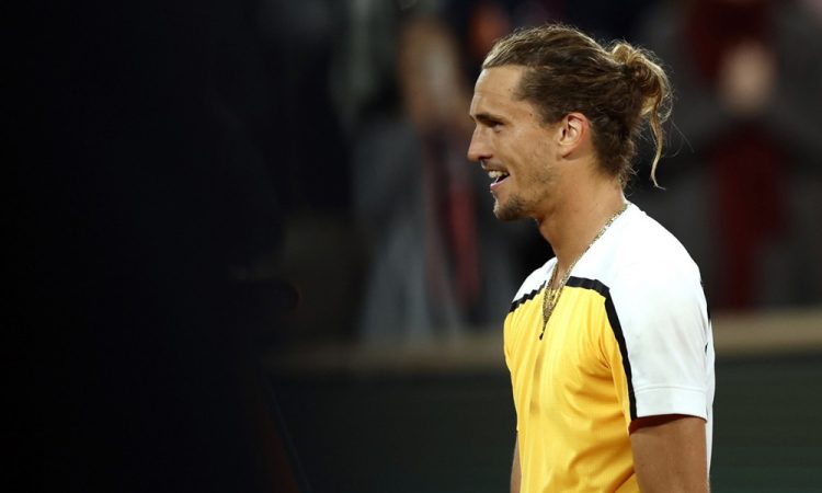Alexander Zverev se je rešil šele v podaljšani igri petega niza