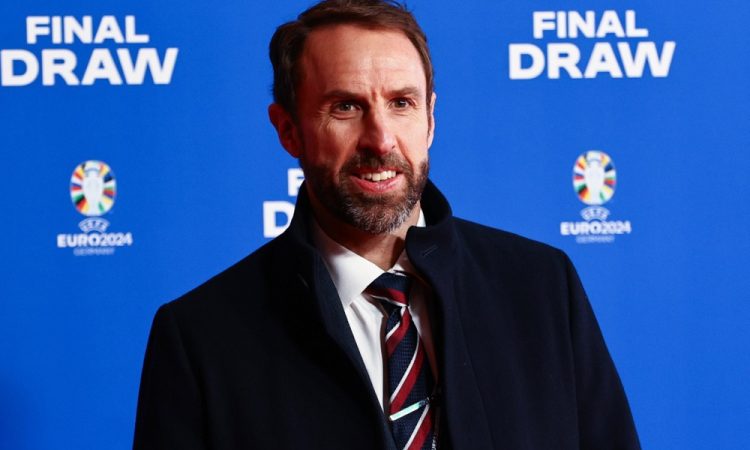 Southgate zadovoljen z okrevanjem Shawa in Maguira