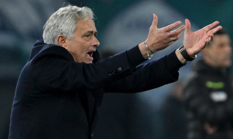 Mourinho prihaja k Zajčevem Fenerbahčeju