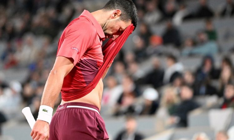 Đoković po nočnem trilerju in preobratu v osmino finala