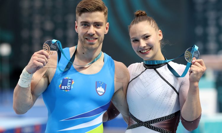 Hribar zlata, Bojanc bronast na svetovnem pokalu v Kopru