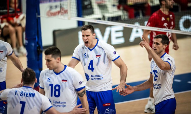 Slovenski odbojkarji si želijo v Fukuoki zagotoviti OI