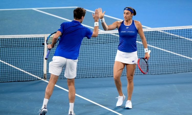 Roger-Vasselin in Siegemund zmagovalca mešanih dvojic v Parizu