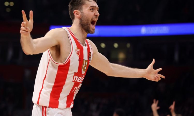Mike Tobey ni več član Crvene zvezde