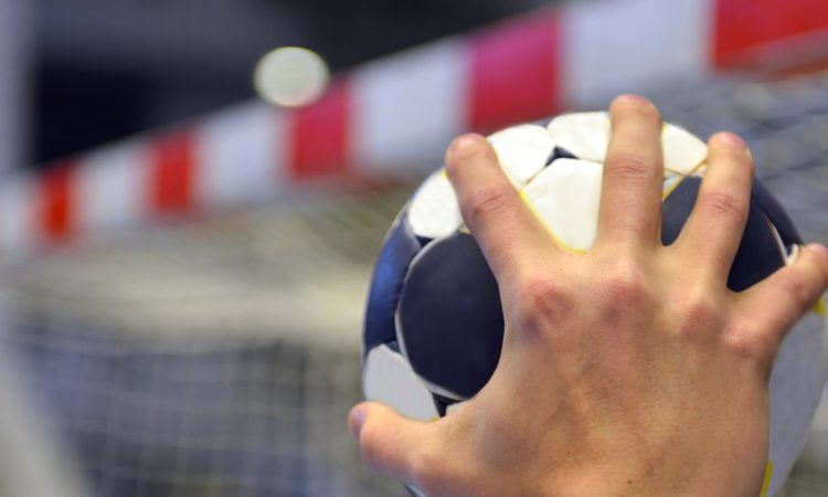 Znani prvi pari, prvoligašinje se na igrišča vračajo 14. septembra