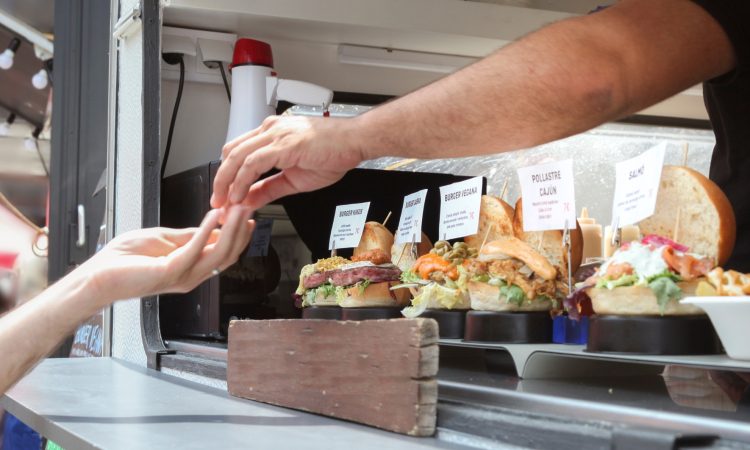 V Mariboru prvič gostuje zagrebški Food truck festival